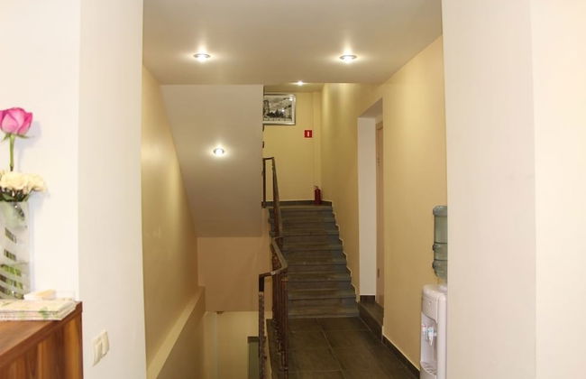 Golden Gate Inn - Photo 36