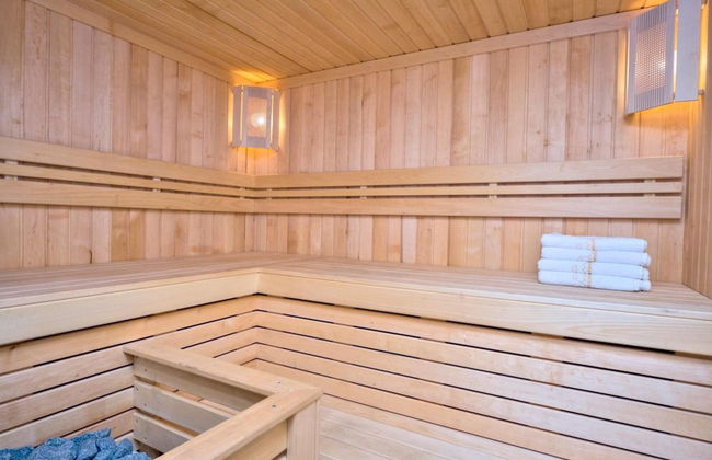 Golden Gate Inn - Photo 34