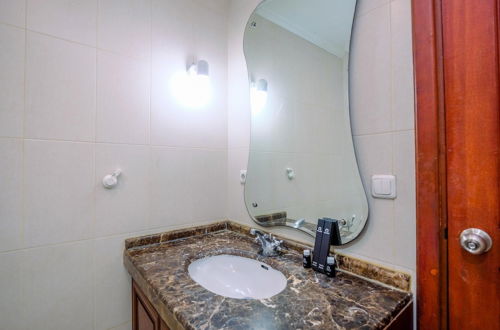 Photo 15 - Luxurious and Spacious 2BR at Kusuma Chandra Apartment