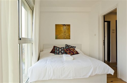 Photo 6 - TLV Suites by the sea 3 Rooms