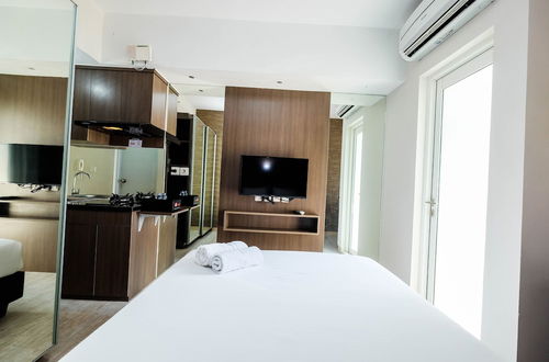 Photo 7 - Cozy Studio Apartment at Springlake Summarecon Bekasi