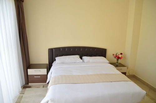 Photo 5 - Norfolk Towers Serviced Apartments