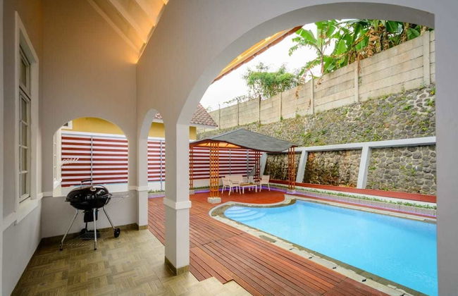 Villa Kota Bunga Puncak 2 Bedroom - Foto 16