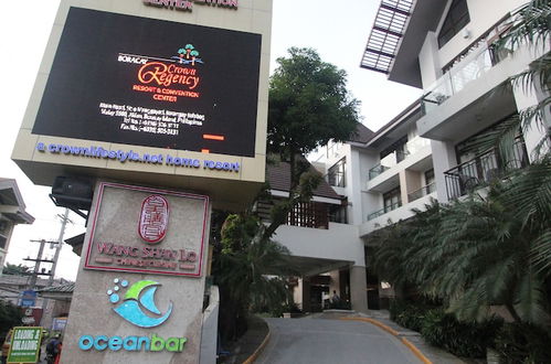 Foto 33 - Crown Regency Resort & Convention Center