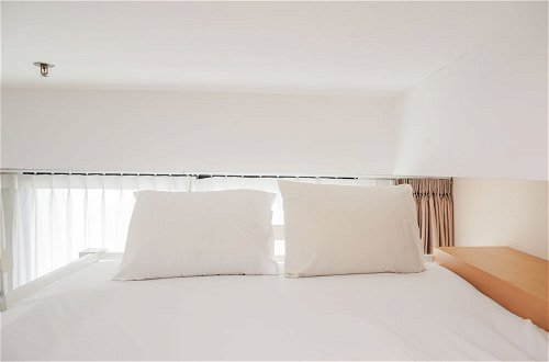 Photo 1 - Fancy and Nice Studio Room Apartment at Nine Residence