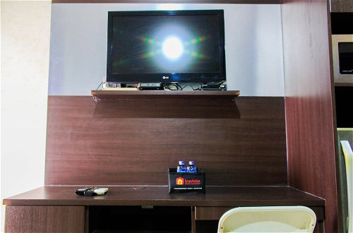 Photo 4 - Nice And Comfort Studio At Tamansari Semanggi Apartment