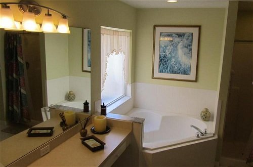 Photo 19 - Disney 6-bed Pool-spa Villa in Kissimmee, US
