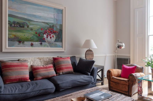 Foto 17 - Altido Elegant 3-Bed Flat W/ Private Garden In Notting Hill