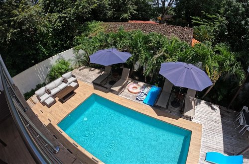 Photo 2 - Playa Potrero Stunning Modern 3 BR 3 5 Bath Home - Casa Coralis