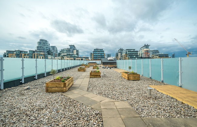 JOIVY Gorgeous 2-Bed Flat W/ Desk In Wandsworth - Foto 19