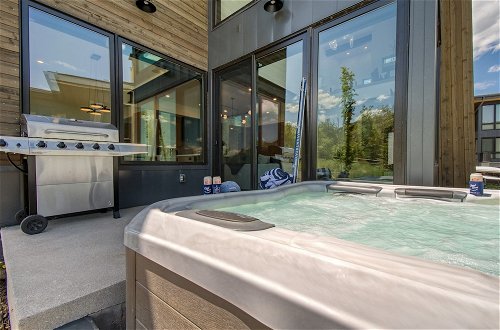 Foto 19 - Encore by Avantstayminutes From the Slopes in PC! w/ Hot Tub