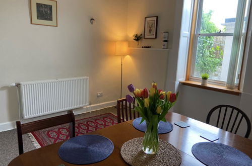 Foto 8 - Cosy 2 Bedroom Home in Edinburgh in a Great Location