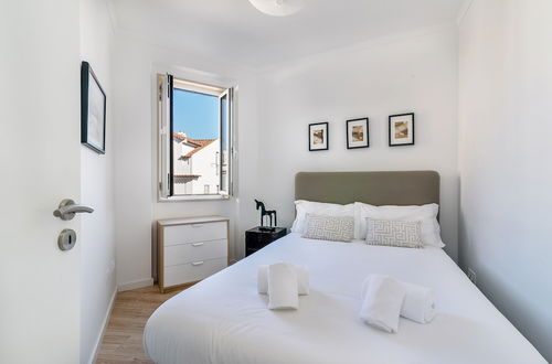 Foto 2 - JOIVY Cosy 1-Bed Flat W/Seaview In Alfama