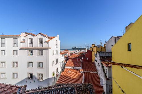 Foto 18 - JOIVY Cosy 1-Bed Flat W/Seaview In Alfama