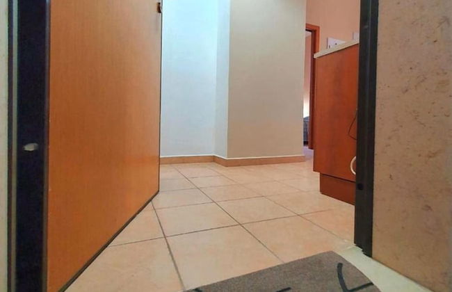 Beautiful Family Apartment in the Center - Photo 8