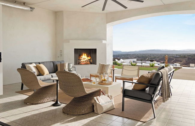 Pinot Point by Avantstay Massive Estate, 10 Mins From Temecula Wineries - Photo 3