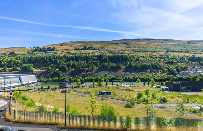 Impeccable 1-bed Apartment in Ebbw Vale, Wales - Foto 11