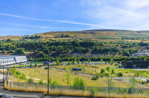 Photo 11 - Impeccable 1-bed Apartment in Ebbw Vale, Wales