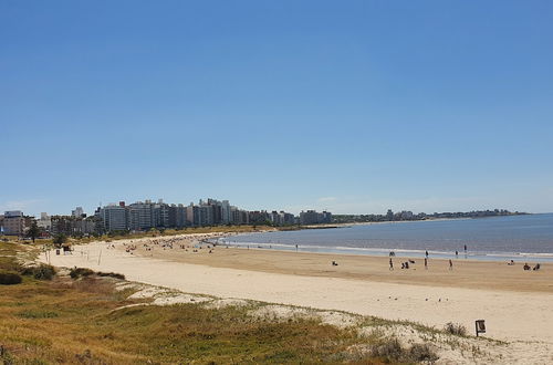 Photo 10 - Modern Apartment First Line Beach, Montevideo UY