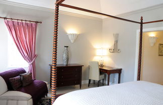 Photo 2 - this Beautifully Decorated 3 Bedroom 3 Bathroom Duplex Villa