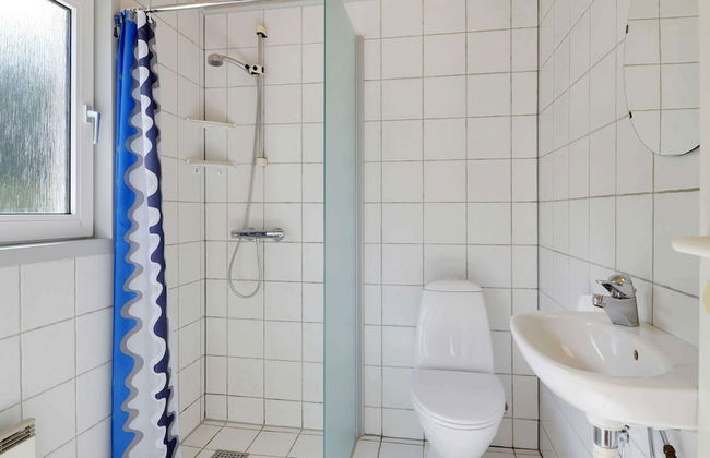 8 Person Holiday Home in Henne - Foto 4