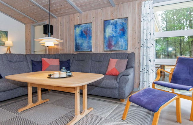 8 Person Holiday Home in Henne - Foto 14