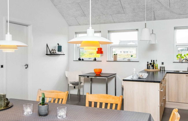 8 Person Holiday Home in Hvide Sande - Foto 15