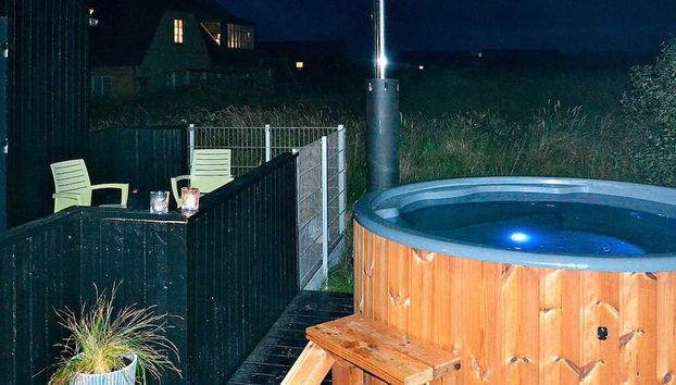 8 Person Holiday Home in Hvide Sande - Photo 2