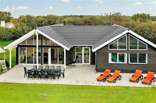 Foto 20 - 16 Person Holiday Home in Bogense
