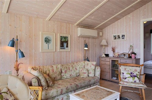 Photo 4 - 4 Person Holiday Home in Follenslev