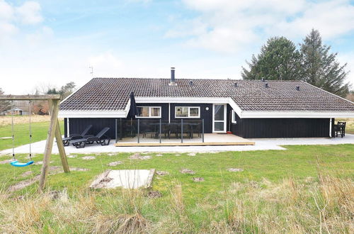 Photo 28 - 10 Person Holiday Home in Bindslev