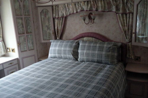 Foto 3 - The Boat House Chalet - Boat of Garten - Near Aviemore - Sleeps 6