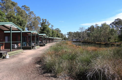 Photo 12 - Victoria Lake Holiday Park