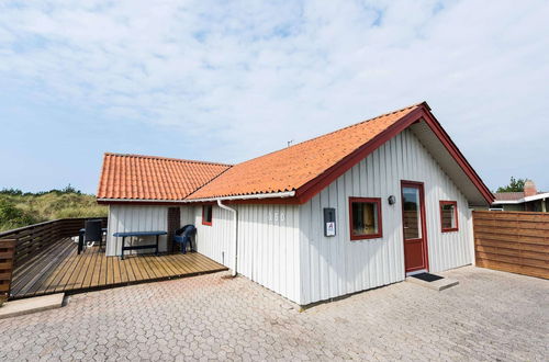 Photo 1 - 6 Person Holiday Home in Hvide Sande