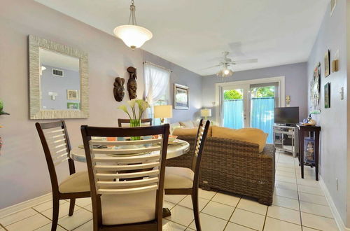 Photo 15 - Lavender Jungle by Avantstay Great Location w/ Patio & Shared Pool! Week Long Stays Only