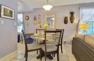 Photo 3 - Lavender Jungle by Avantstay Great Location w/ Patio & Shared Pool! Week Long Stays Only