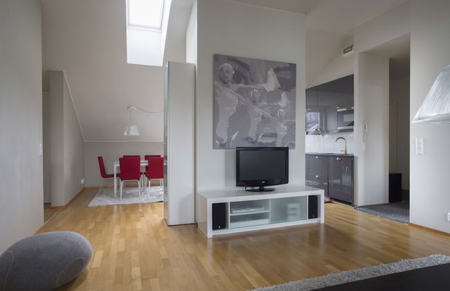 2ndhomes 2BR Penthouse with Balcony and Sauna - Foto 12