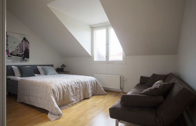 2ndhomes 2BR Penthouse with Balcony and Sauna - Foto 6