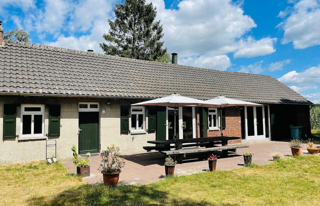 Spacious Farmhouse near Forest in Stramproy - Foto 43