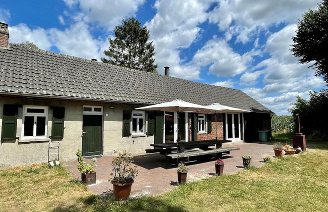 Spacious Farmhouse near Forest in Stramproy - Foto 43