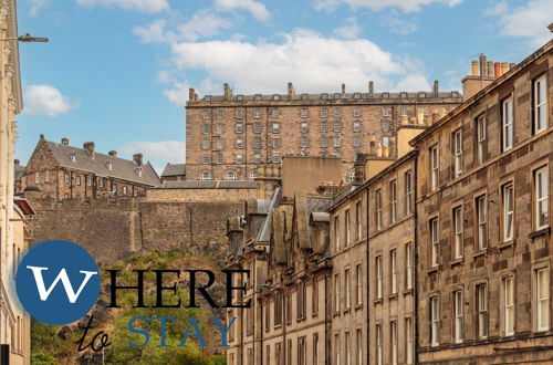 Photo 32 - Stylish 2bed Apartment Underneath Edinburgh Castle