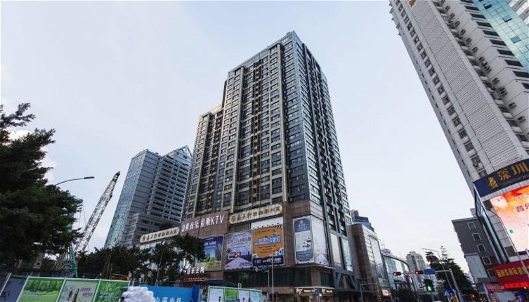 Photo 1 - Shenzhen Yinjia Apartment