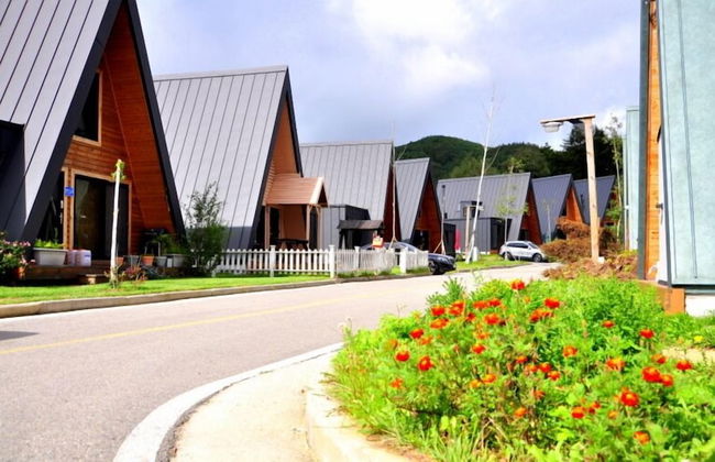 Daegwallyeong Sheep Village Pension - Photo 1