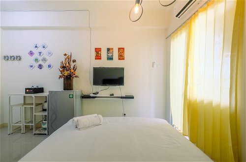 Photo 4 - New Room Studio at Green Pramuka Apartment