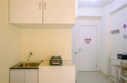 Photo 11 - New Room Studio at Green Pramuka Apartment