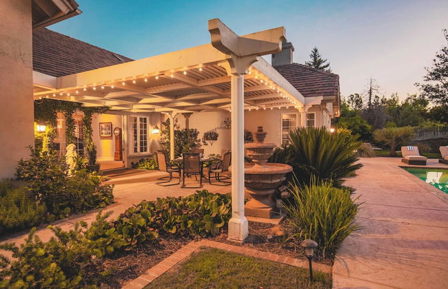 La Barrique by Avantstay Secluded 14 Acre Estate w/ Vball & Pool - Photo 37