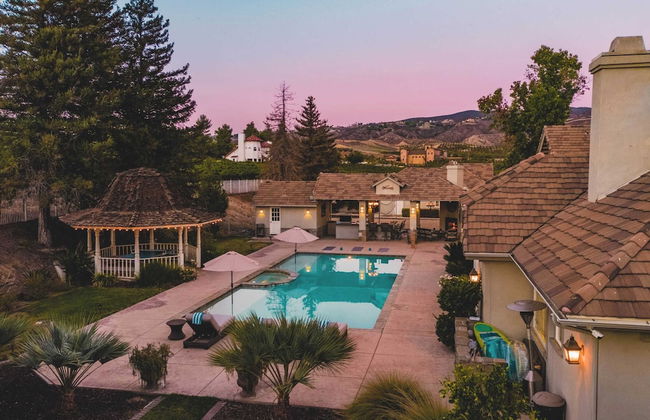 La Barrique by Avantstay Secluded 14 Acre Estate w/ Vball & Pool - Photo 36