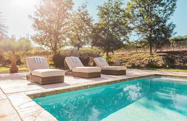 La Barrique by Avantstay Secluded 14 Acre Estate w/ Vball & Pool - Photo 7