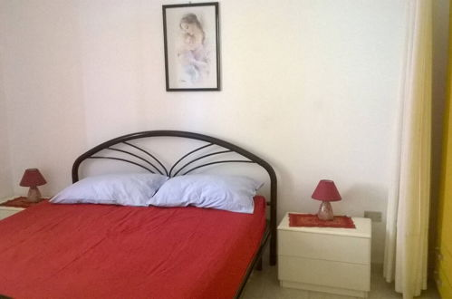 Foto 3 - Holiday Apartment Villetta A Torre Dell Orso Pt34 Close To The Beach With