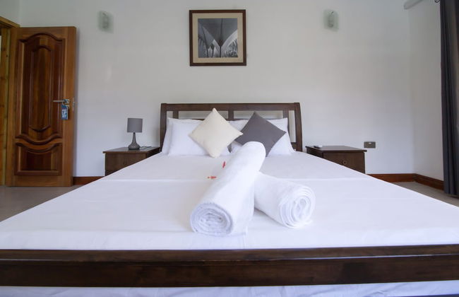 Flora's Self Catering - Foto 2